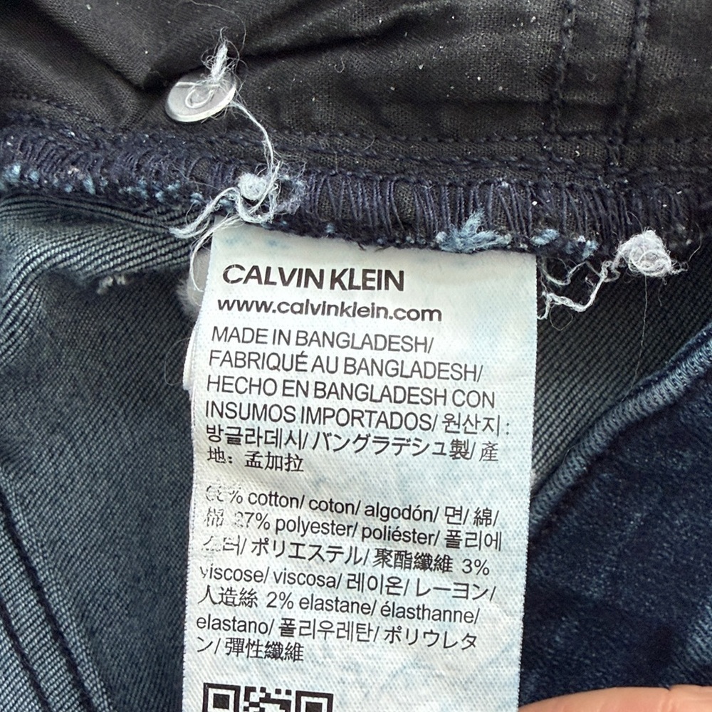 Calvin Klein Slim Boyfriend Jeans Size 6 - Picture 6 of 13
